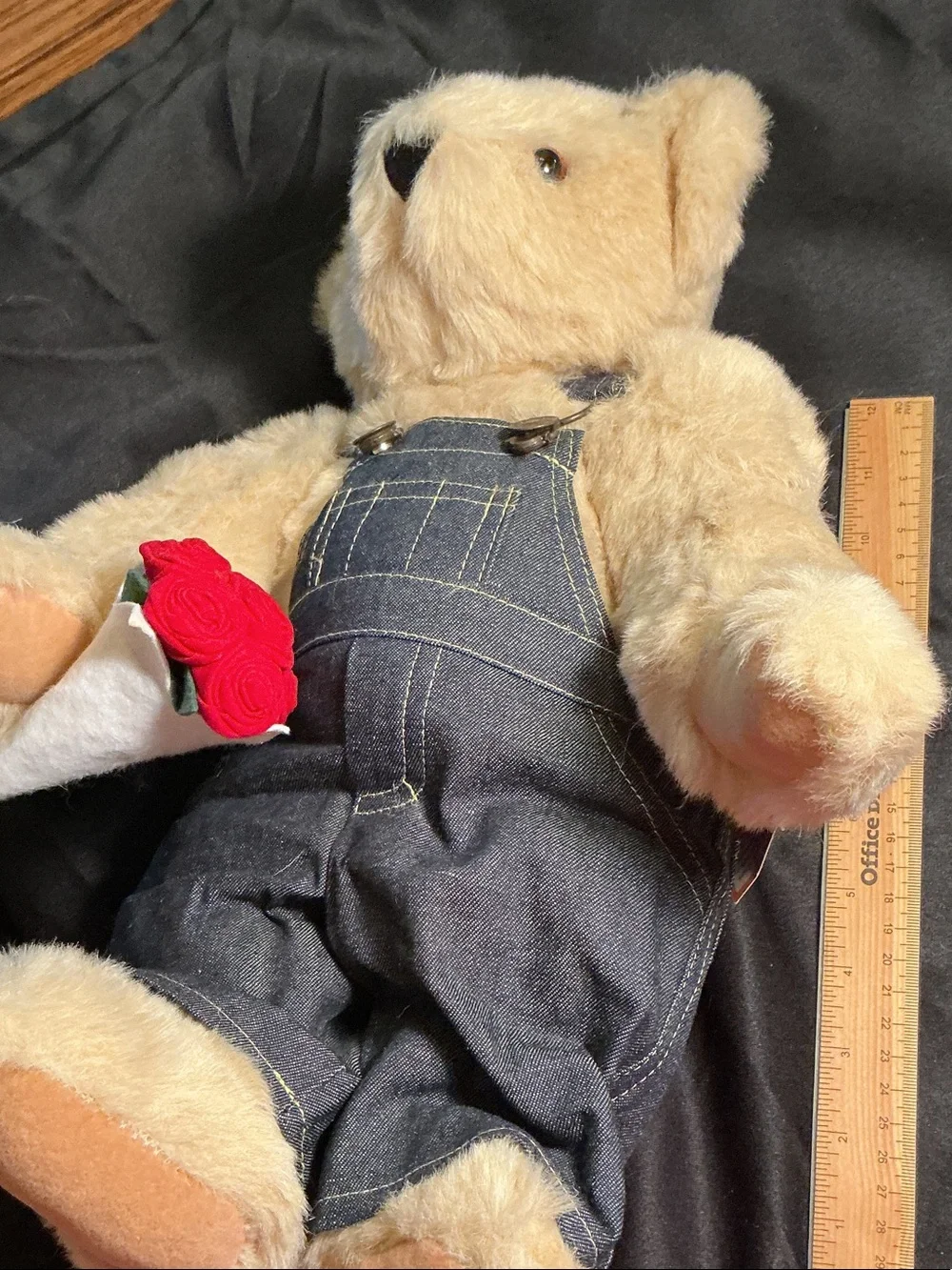 NWT Plush Beige Vermont Teddy Bear Co. in Denim Overalls with Red Rose Bouquet